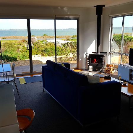 Coorong Waterfront Retreat Villa Meningie Ngoại thất bức ảnh