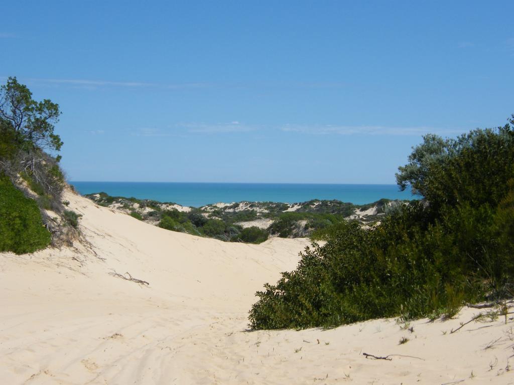 Coorong Waterfront Retreat Villa Meningie Ngoại thất bức ảnh