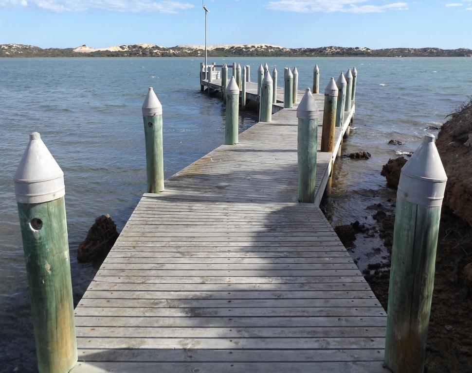 Coorong Waterfront Retreat Villa Meningie Ngoại thất bức ảnh