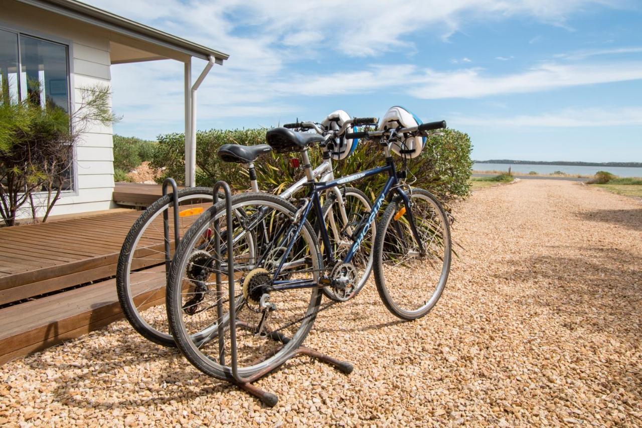 Coorong Waterfront Retreat Villa Meningie Ngoại thất bức ảnh